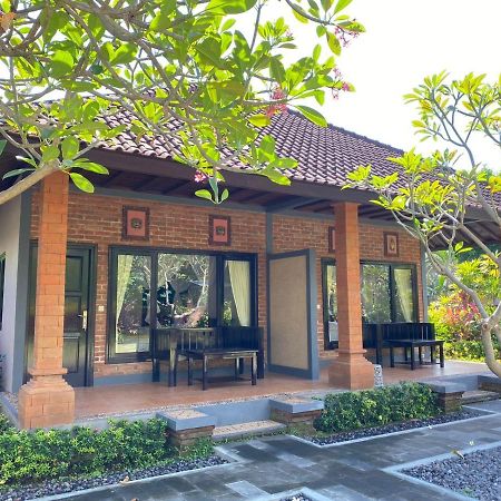 Badini Homestay Pemuteran Esterno foto