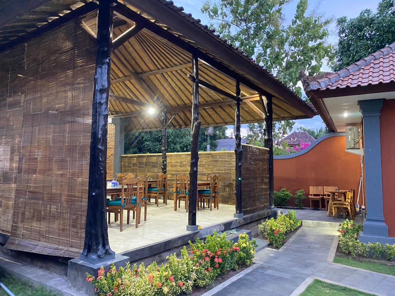 Badini Homestay Pemuteran Esterno foto